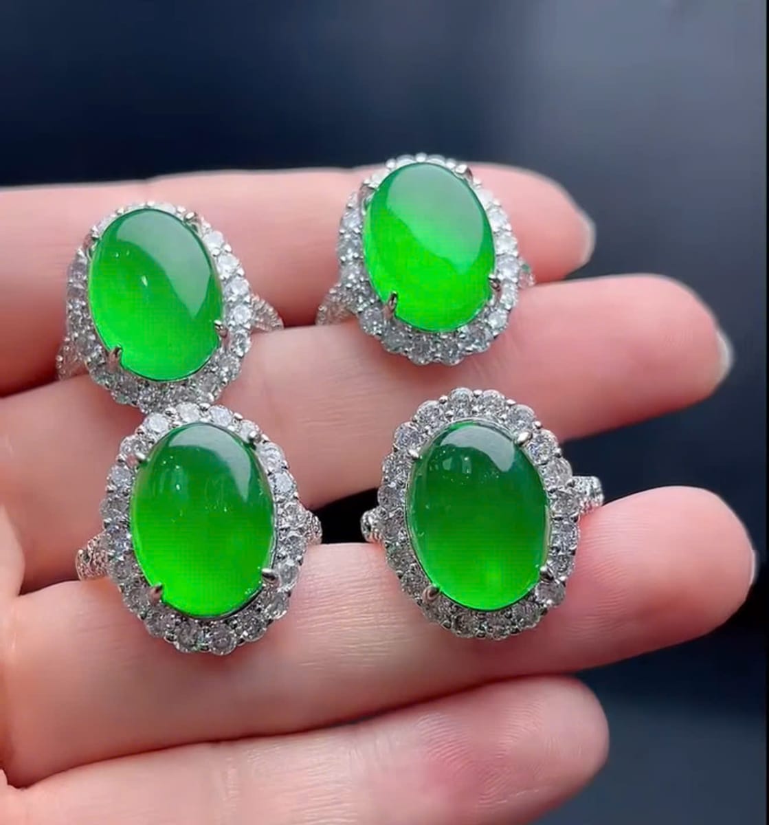 Bộ Sưu Tập Nhẫn Ngọc Phỉ Thúy Dáng Oval Đính Đá - ảnh 1