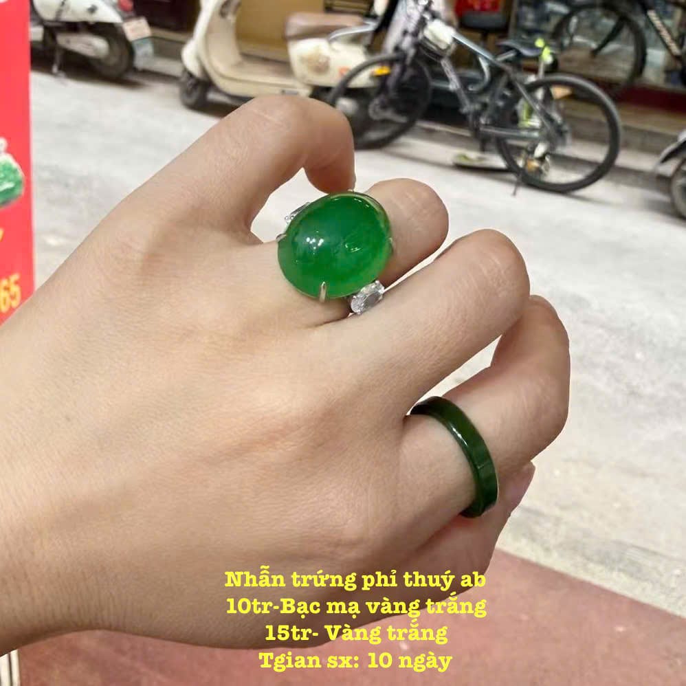 Nhẫn Trứng Phỉ Thúy Tự Nhiên (Bạc Mạ Vàng Trắng / Vàng Trắng) - ảnh 1