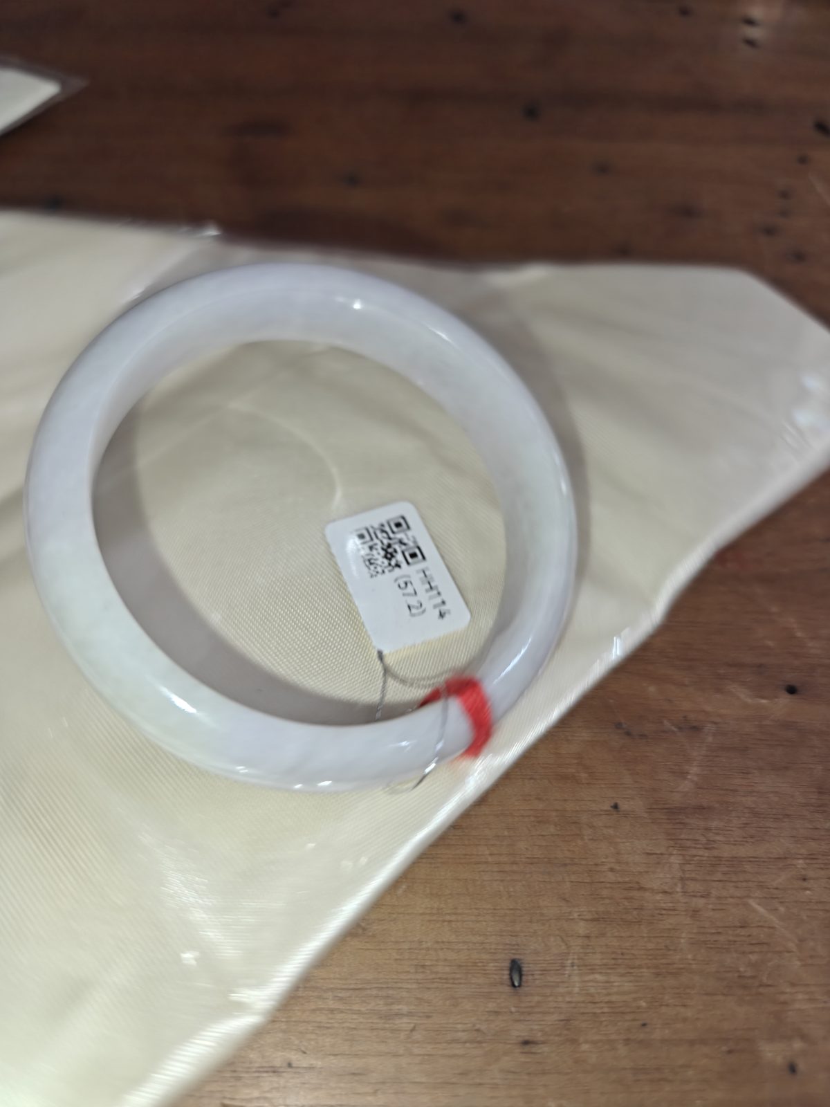 Vòng Tay Ngọc Phỉ Thúy HH114 (57.2mm) - ảnh 1