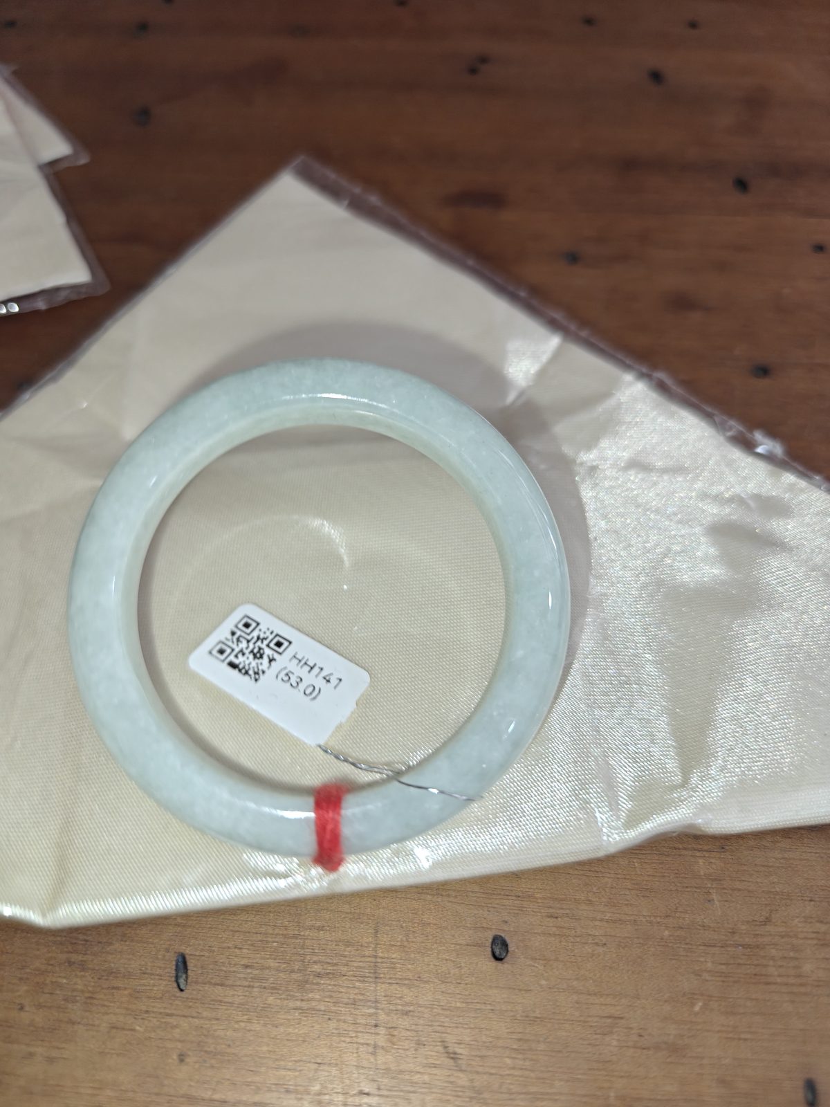 Vòng Tay Ngọc Phỉ Thúy HH141 (53.0mm) - ảnh 1