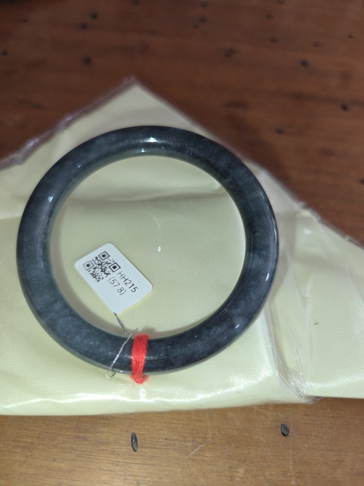 Vòng Tay Ngọc Phỉ Thúy HH215 (57.8mm) - ảnh 1