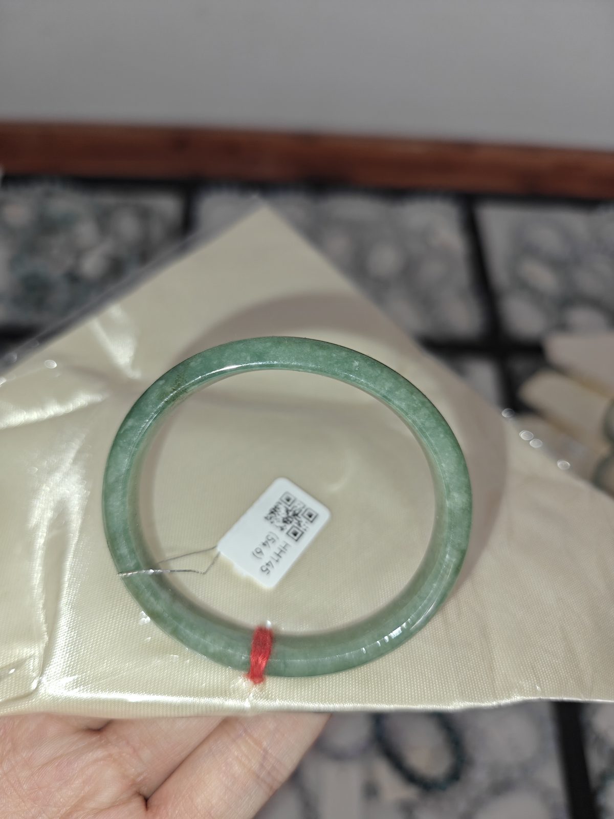 Vòng Tay Ngọc Phỉ Thúy HH145 (54.6mm) - ảnh 1