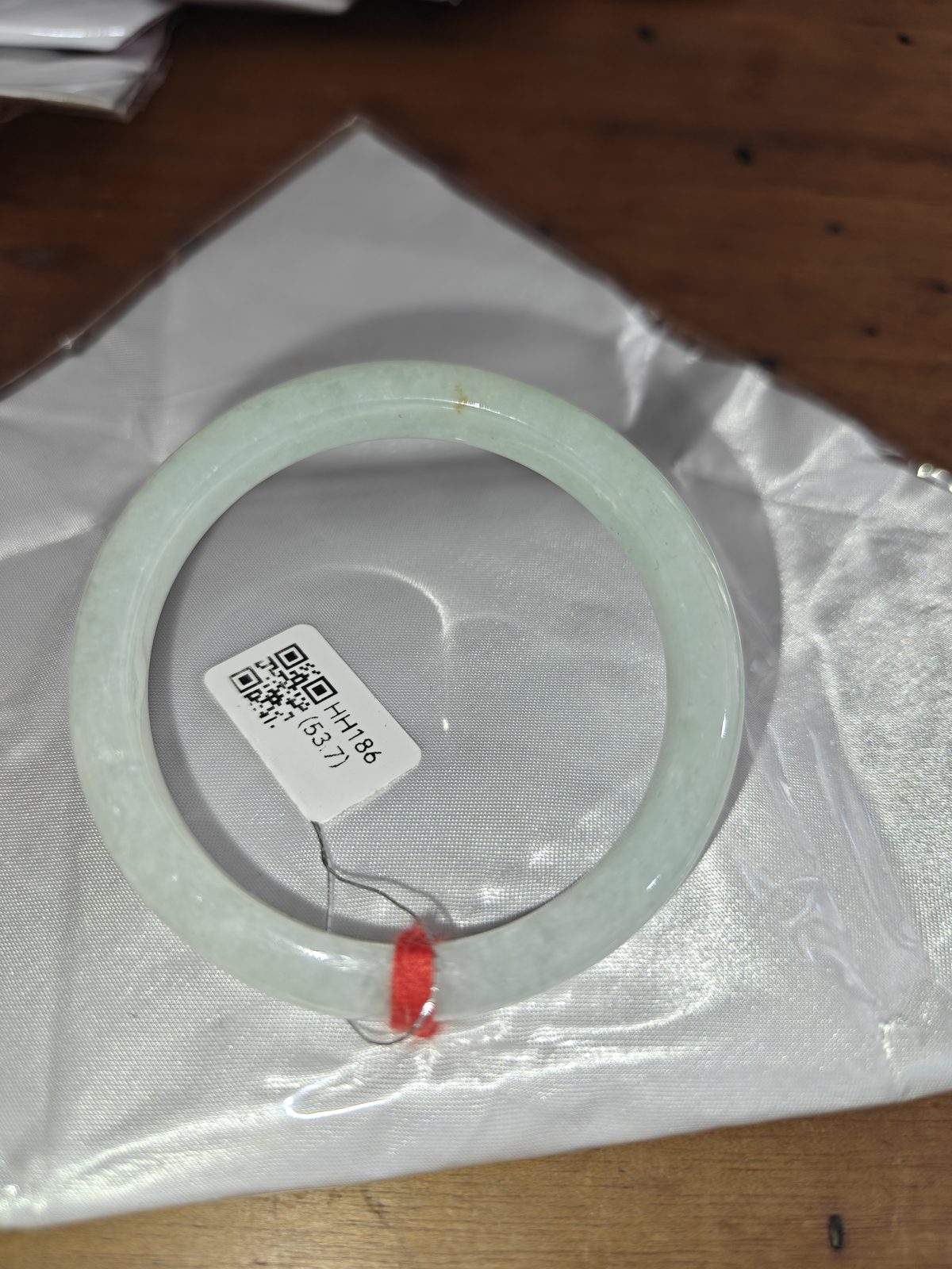 Vòng Tay Ngọc Phỉ Thúy HH186 (53.7mm) - ảnh 1